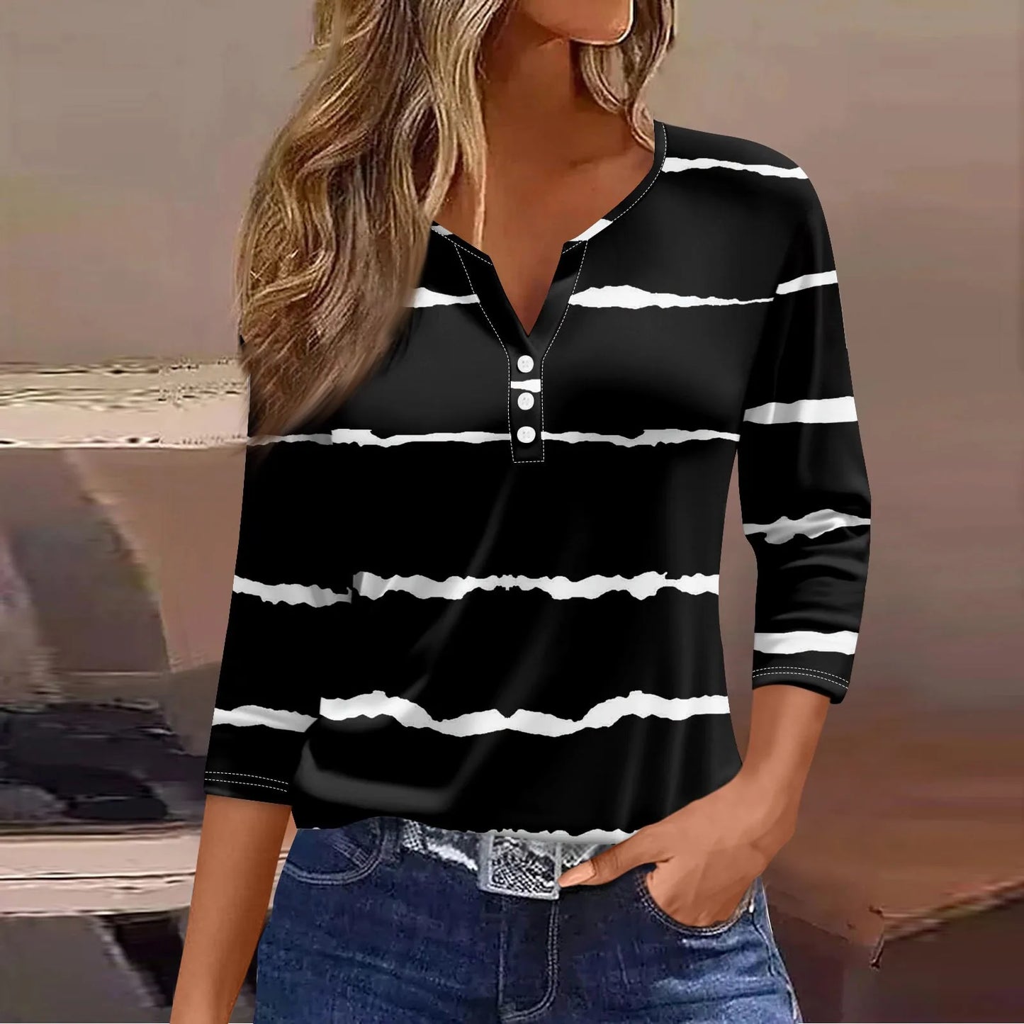 Casual V-Neck Top With 3/4 Sleeve
