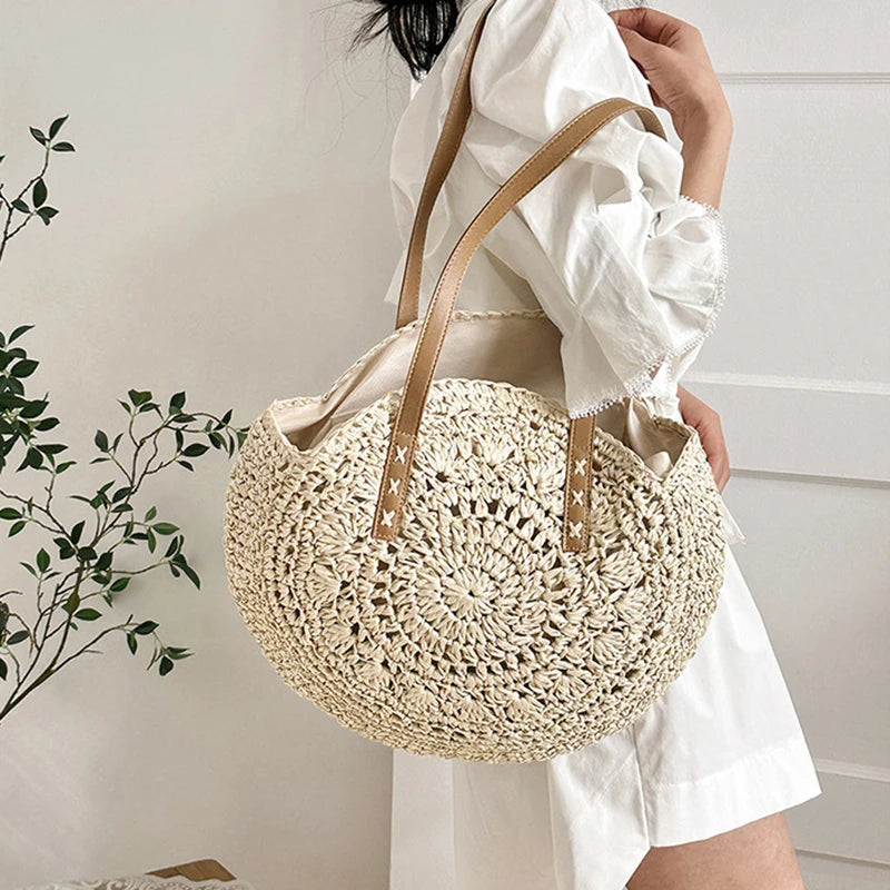 Round Straw Woman's Summer Handbag