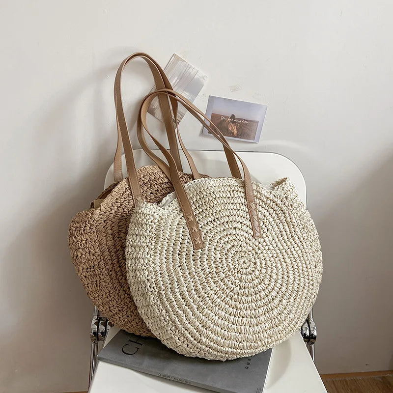 Round Straw Woman's Summer Handbag