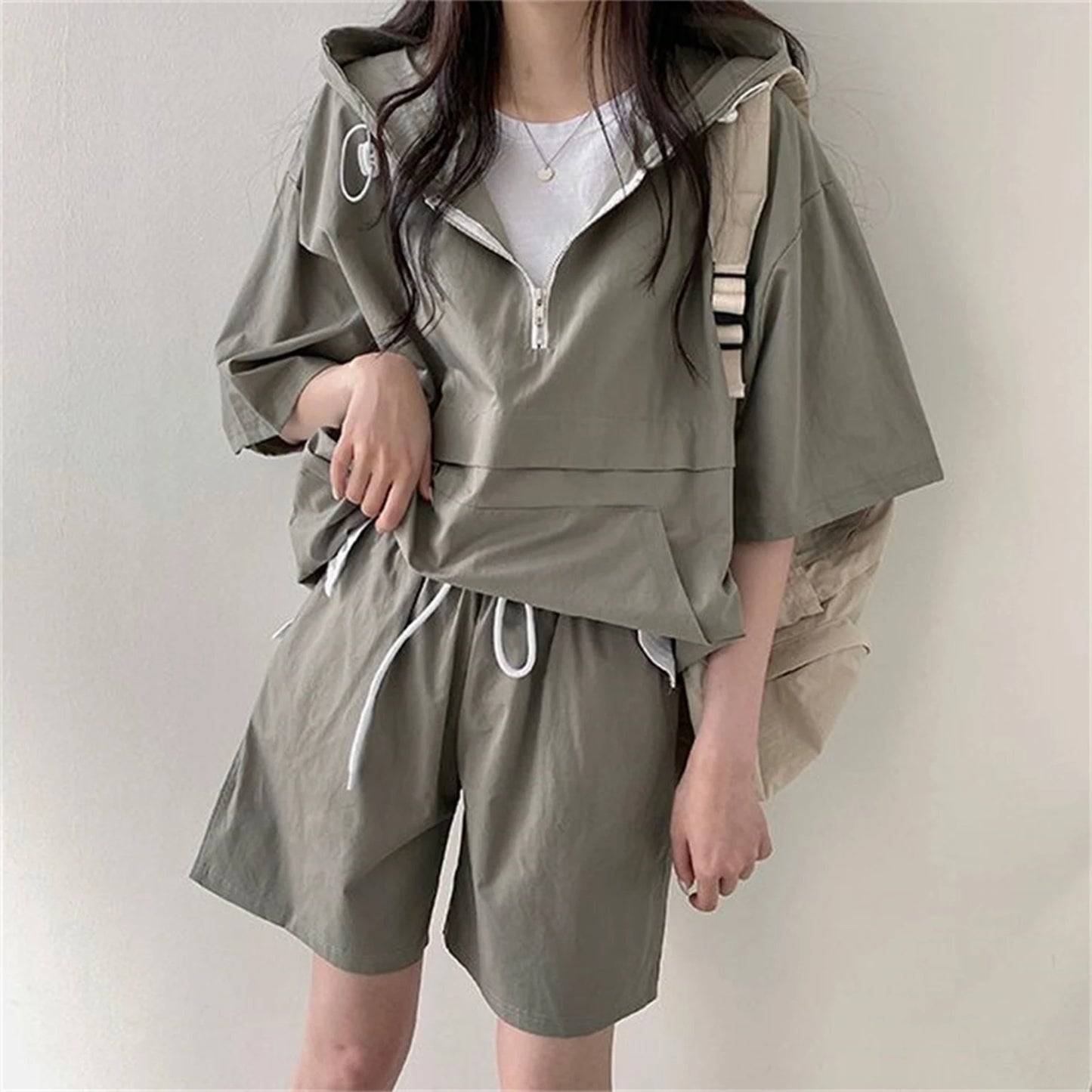 2 Pcs Sport Shorts & Three-quarter Sleeve Top