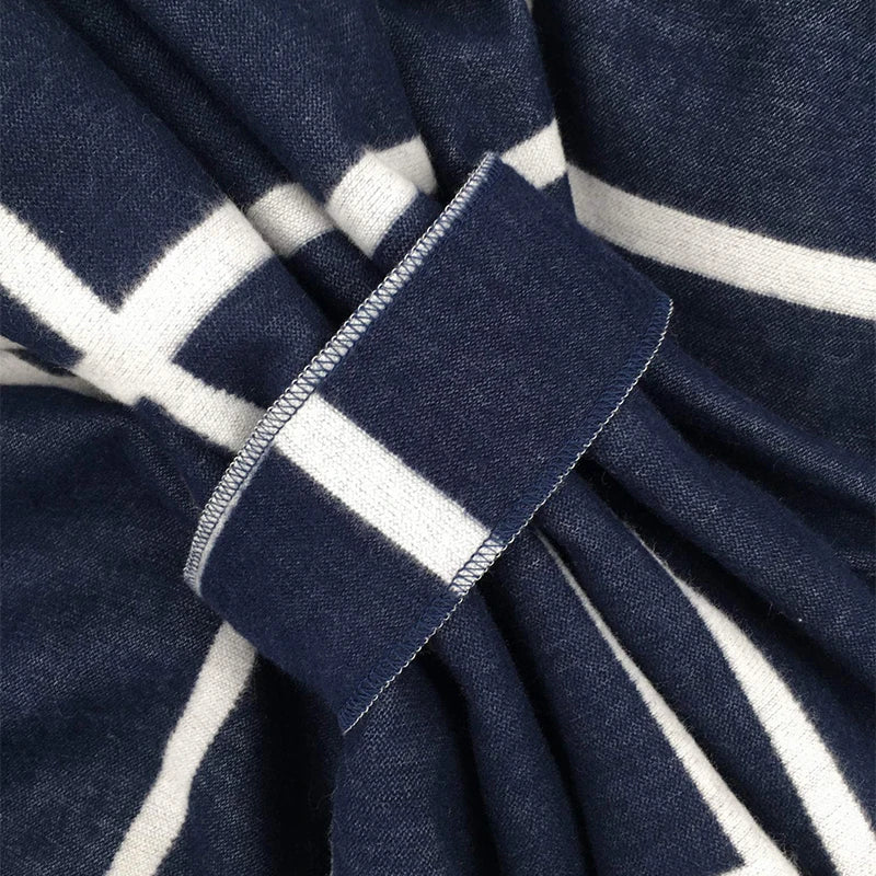 Warm And Fashionable Shawl